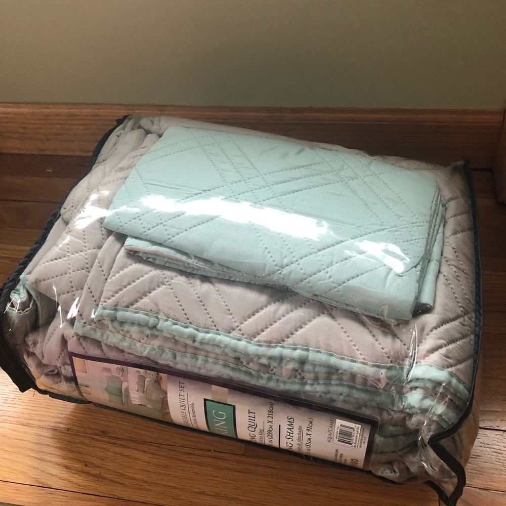 🤎🩵  Reversible King Quilt Set - 3 Piece 🩵🤎